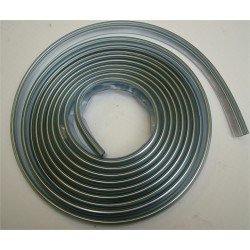 Lada szélvédőgumi feszítő