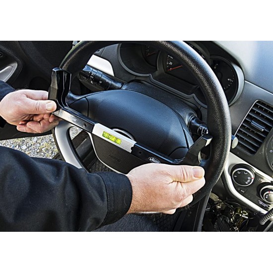 Kormánykerék vízszintező